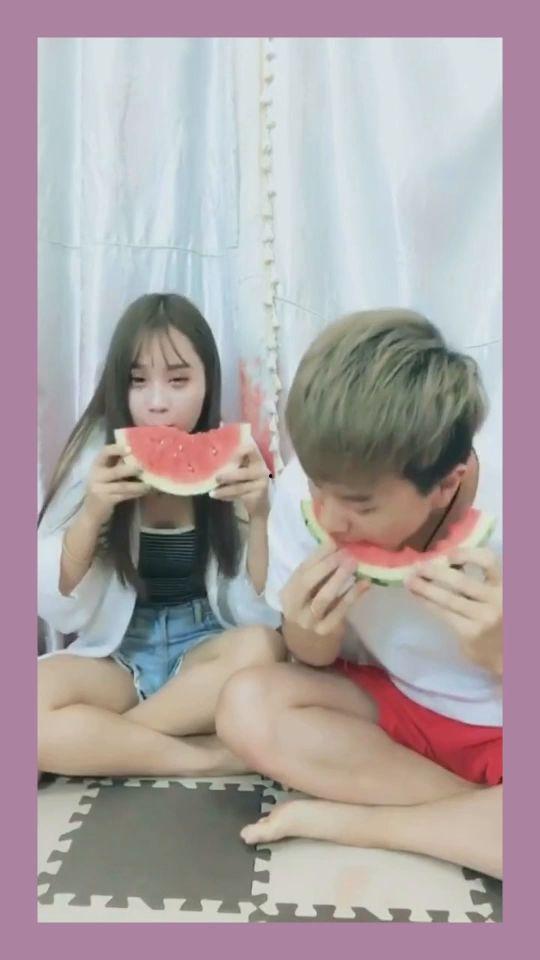 吃瓜比赛gif,一场视觉盛宴的趣味对决